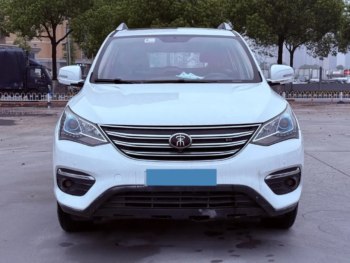 2018 BYD Song 1.5T 154HP L4 6MT,autocango,china used car exporter,china ev exporter,chinese used car exporter,chinese used ev exporter