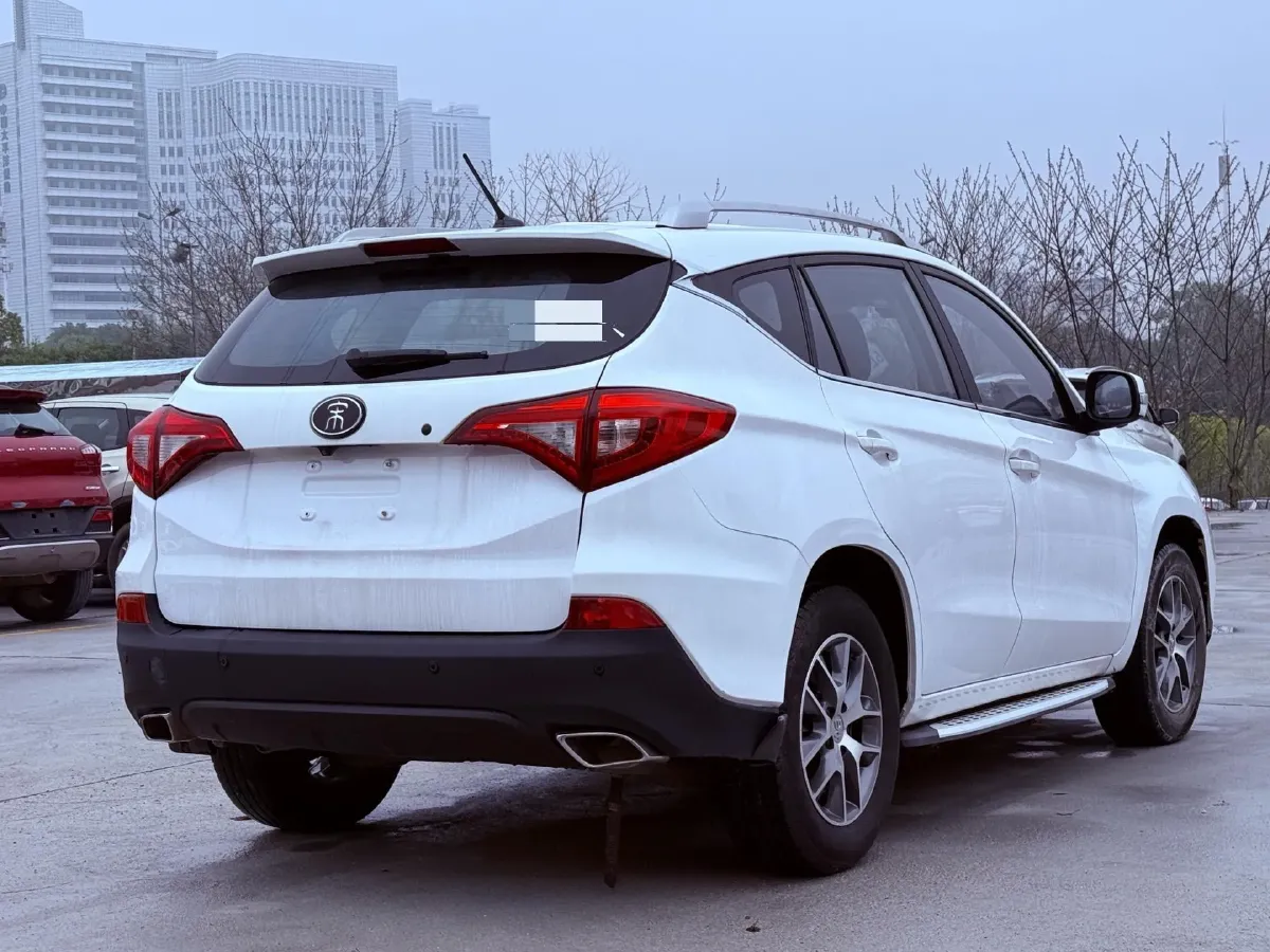 2018 BYD Song 1.5T 154HP L4 6MT,autocango,china used car exporter,china ev exporter,chinese used car exporter,chinese used ev exporter