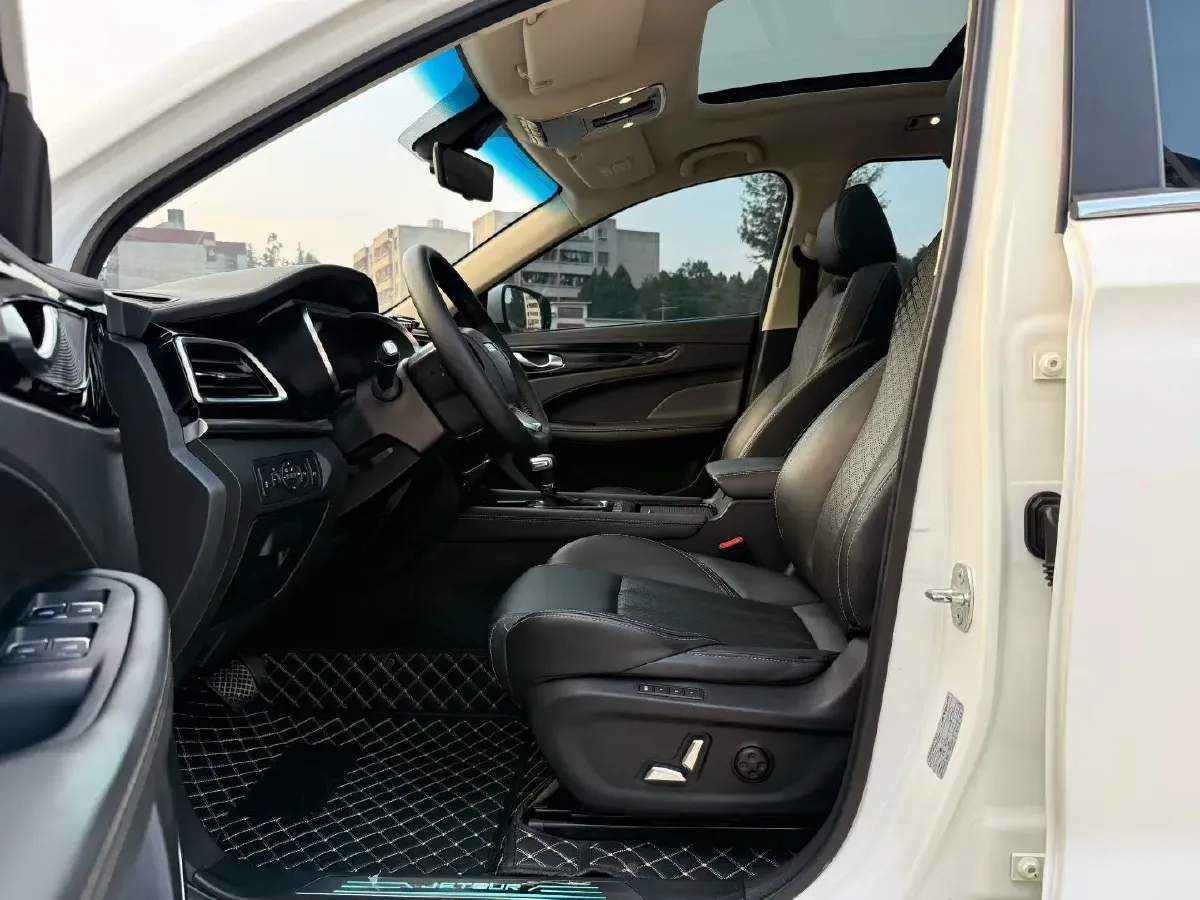 2019 Jetour X90 1.5T 147HP L4 8AT,autocango,china used car exporter,china ev exporter,chinese used car exporter,chinese used ev exporter