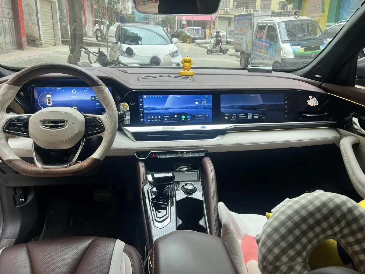 2021 Geely Monjaro 2.0T 238HP L4 8AT,autocango,china used car exporter,china ev exporter,chinese used car exporter,chinese used ev exporter