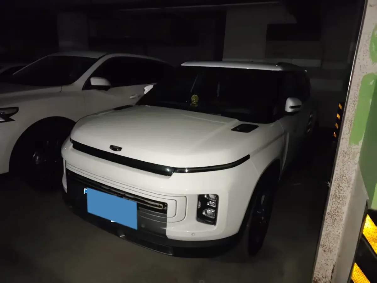 2020 Geely ICON 1.5T 177HP L3 7DCT,autocango,china used car exporter,china ev exporter,chinese used car exporter,chinese used ev exporter