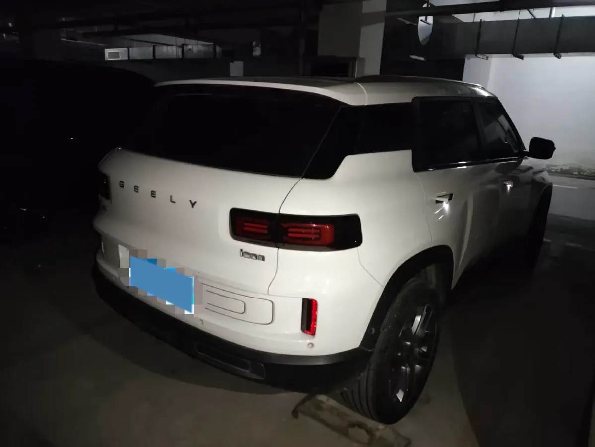 2020 Geely ICON 1.5T 177HP L3 7DCT,autocango,china used car exporter,china ev exporter,chinese used car exporter,chinese used ev exporter