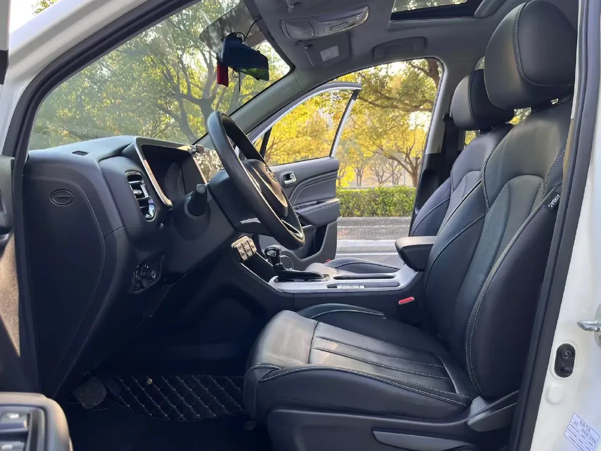 2021 GAC Trumpchi GS3 1.5T 169HP L4 6AT,autocango,china used car exporter,china ev exporter,chinese used car exporter,chinese used ev exporter