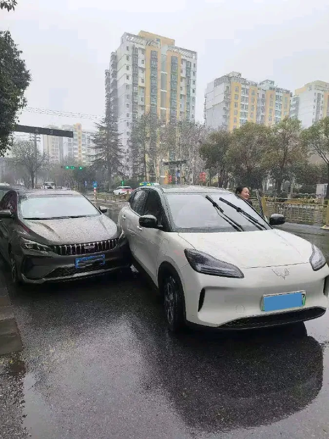 2024 Geely Binray 1.5T 181HP L4 7DCT,autocango,china used car exporter,china ev exporter,chinese used car exporter,chinese used ev exporter