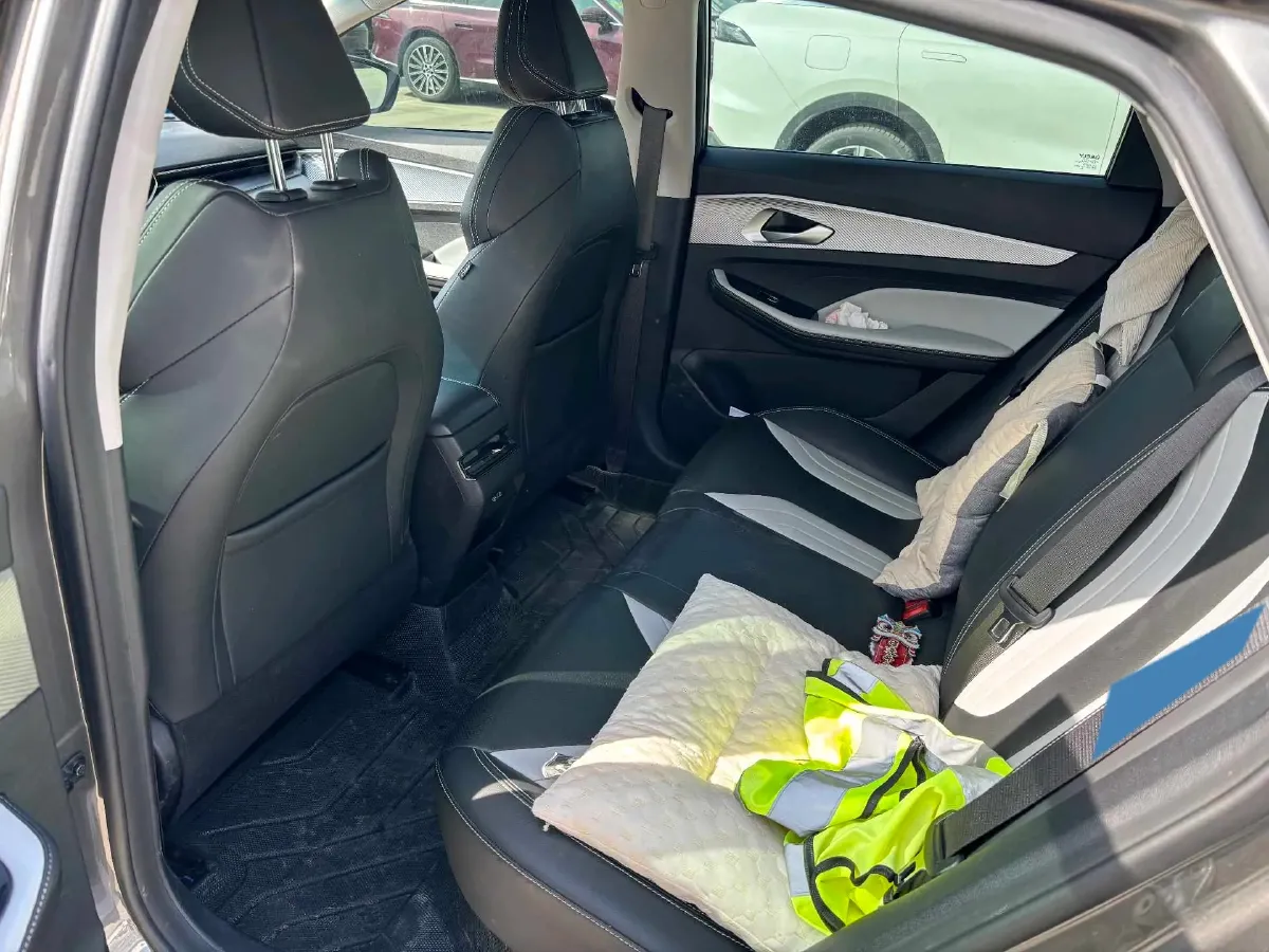 2024 Geely Binray 1.5T 181HP L4 7DCT,autocango,china used car exporter,china ev exporter,chinese used car exporter,chinese used ev exporter