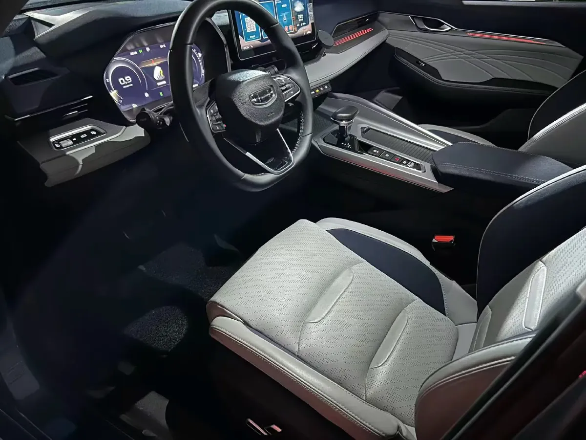 2021 Geely Preface 2.0T 190HP L4 7DCT,autocango,china used car exporter,china ev exporter,chinese used car exporter,chinese used ev exporter