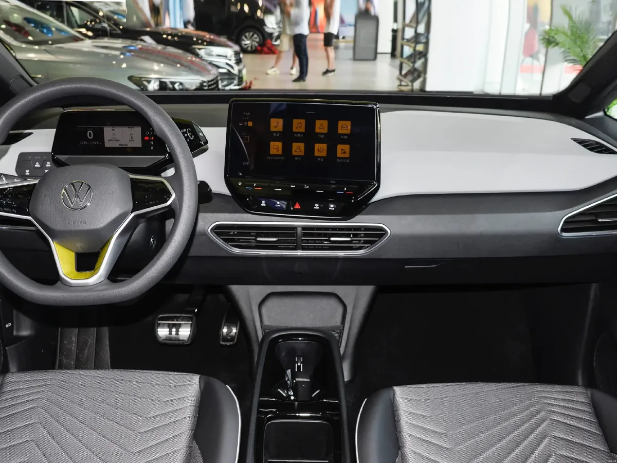 2023 Volkswagen Golf 1.4T 150HP L4 7DCT,autocango,china used car exporter,china ev exporter,chinese used car exporter,chinese used ev exporter