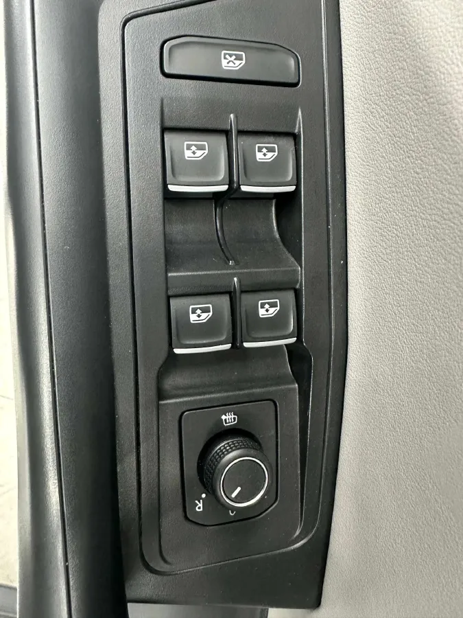 2023 Volkswagen T-Roc 1.4T 150HP L4 7DCT,autocango,china used car exporter,china ev exporter,chinese used car exporter,chinese used ev exporter