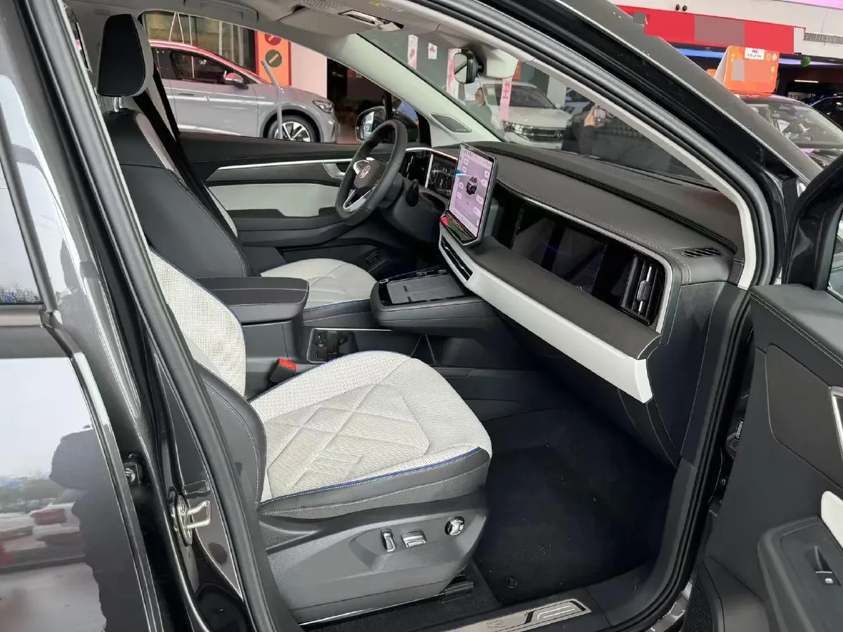 2026 Volkswagen Talagon 2.0T 272HP L4 7DCT,autocango,china used car exporter,china ev exporter,chinese used car exporter,chinese used ev exporter