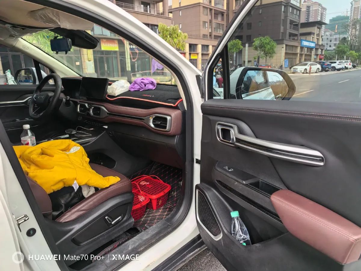 2022 Geely Okavango 1.8T 184HP L4 7DCT,autocango,china used car exporter,china ev exporter,chinese used car exporter,chinese used ev exporter