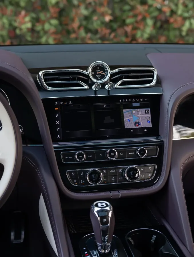 2021 Bentley Bentayga 4.0T 550HP V8 8AT,autocango,china used car exporter,china ev exporter,chinese used car exporter,chinese used ev exporter