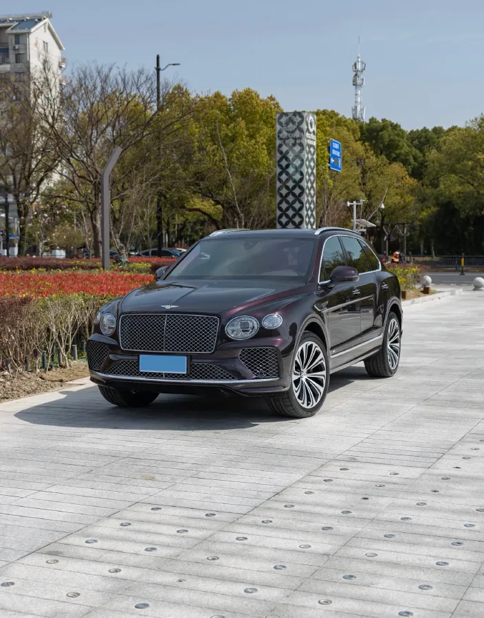 2021 Bentley Bentayga 4.0T 550HP V8 8AT,autocango,china used car exporter,china ev exporter,chinese used car exporter,chinese used ev exporter