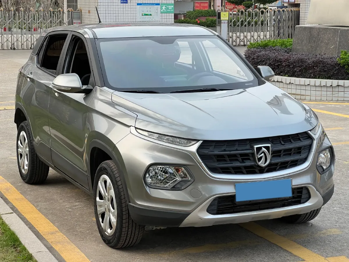 2019 Yema BoJun 1.5L 112HP L4 5MT,autocango,china used car exporter,china ev exporter,chinese used car exporter,chinese used ev exporter