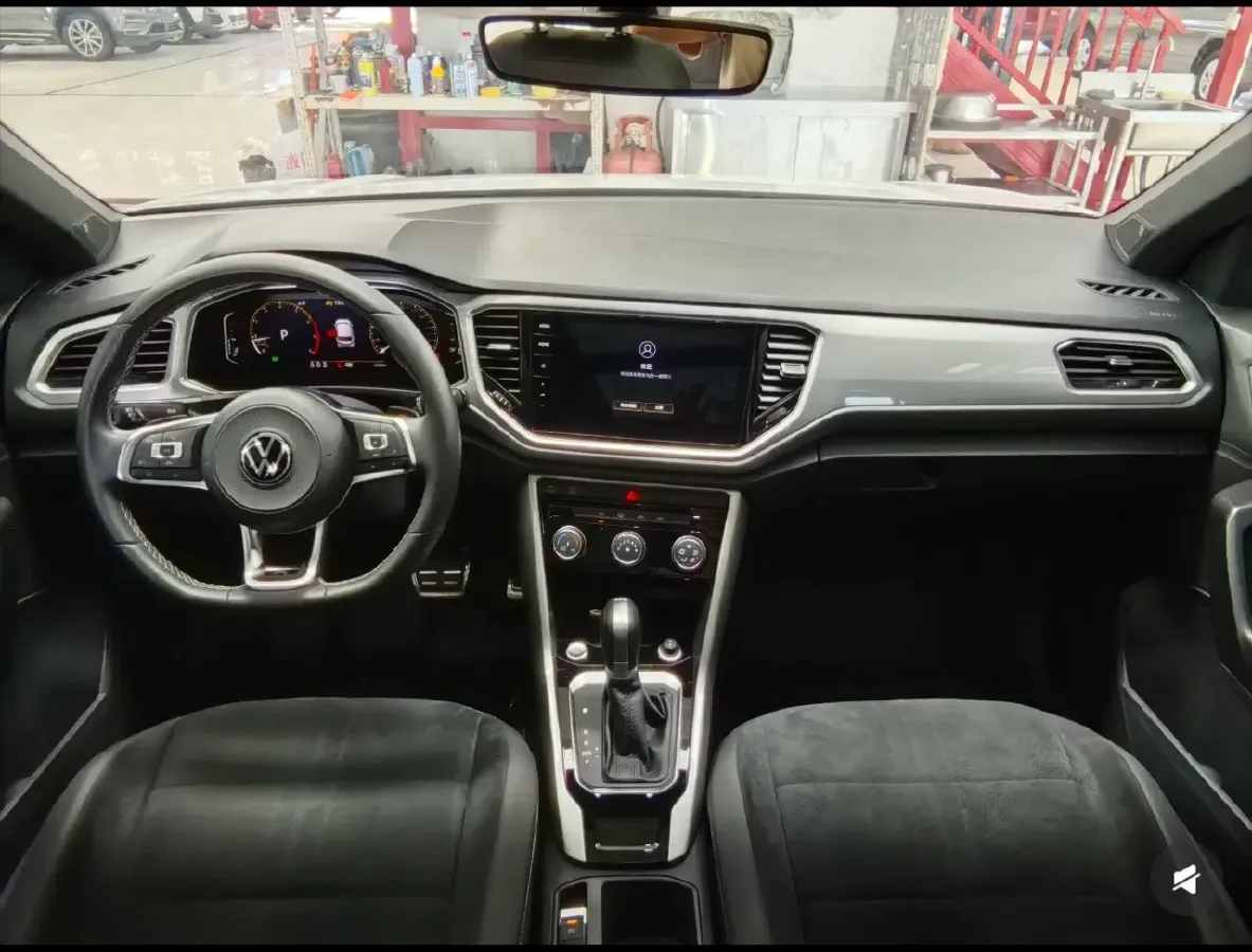 2022 Volkswagen T-Roc 1.4T 150HP L4 7DCT,autocango,china used car exporter,china ev exporter,chinese used car exporter,chinese used ev exporter