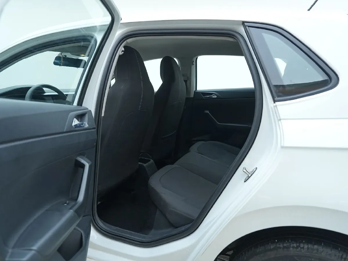 2023 Volkswagen Polo 1.5L 110HP L4 6AT,autocango,china used car exporter,china ev exporter,chinese used car exporter,chinese used ev exporter