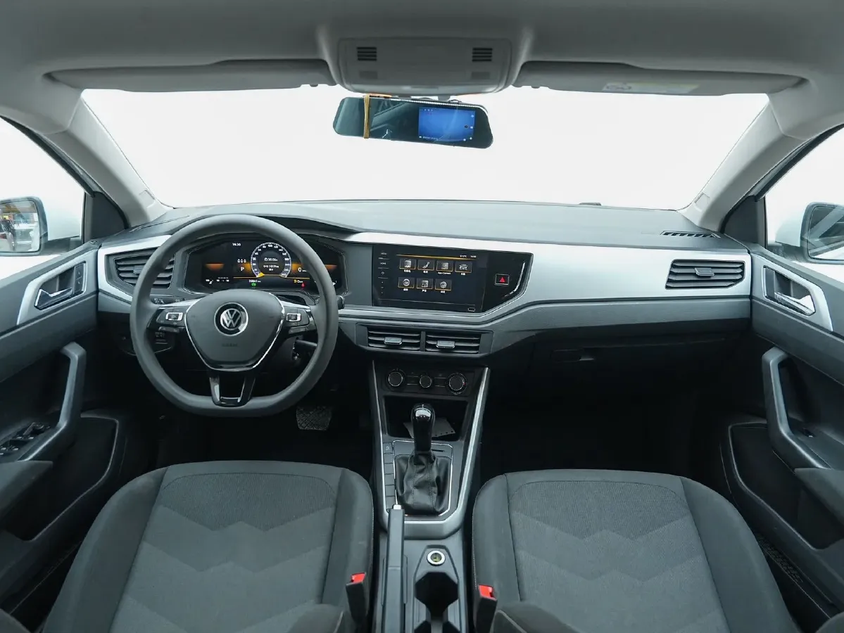 2023 Volkswagen Polo 1.5L 110HP L4 6AT,autocango,china used car exporter,china ev exporter,chinese used car exporter,chinese used ev exporter