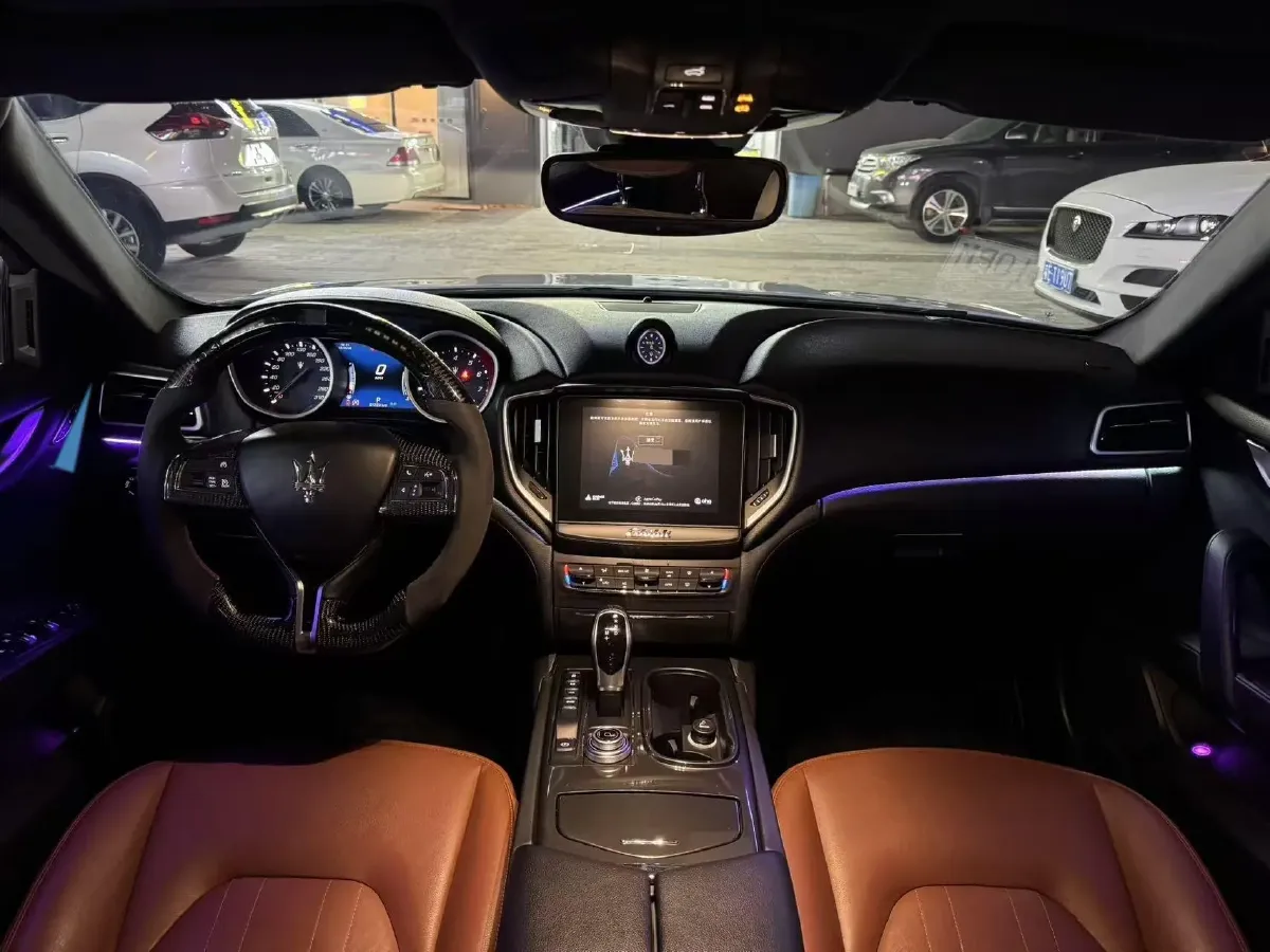 2018 Maserati Ghibli 3.0T 350HP V6 8AT,autocango,china used car exporter,china ev exporter,chinese used car exporter,chinese used ev exporter