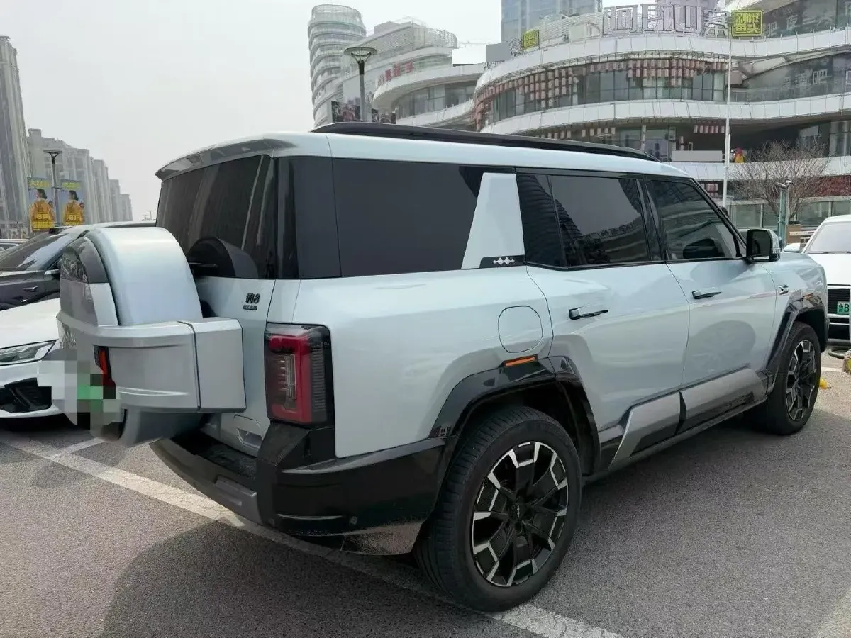 2025 FangChengBao Bao 8 2.0T 245HP L4 E-CVT PHEV 36.8KWH,autocango,china used car exporter,china ev exporter,chinese used car exporter,chinese used ev exporter