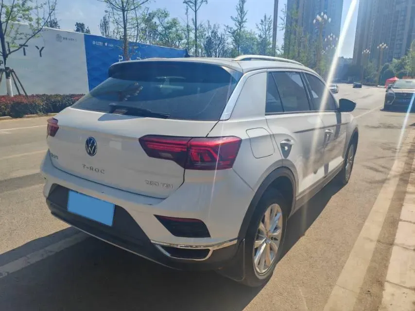 2022 Volkswagen T-Roc 1.4T 150HP L4 7DCT,autocango,china used car exporter,china ev exporter,chinese used car exporter,chinese used ev exporter