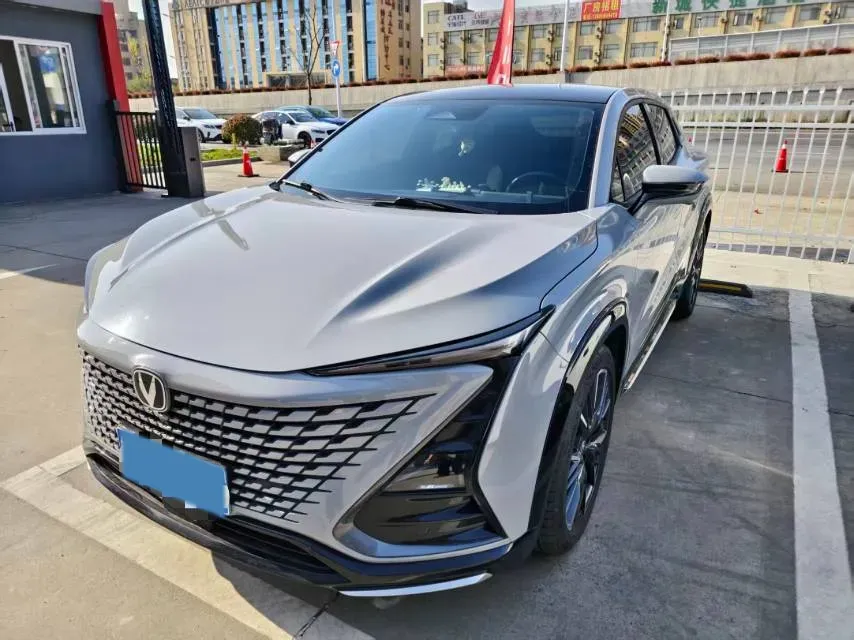 2023 ChangAn UNI-T 1.5T 188HP L4 7DCT,autocango,china used car exporter,china ev exporter,chinese used car exporter,chinese used ev exporter