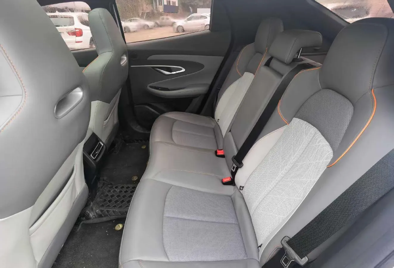 2022 ChangAn UNI-T 1.5T 188HP L4 7DCT,autocango,china used car exporter,china ev exporter,chinese used car exporter,chinese used ev exporter