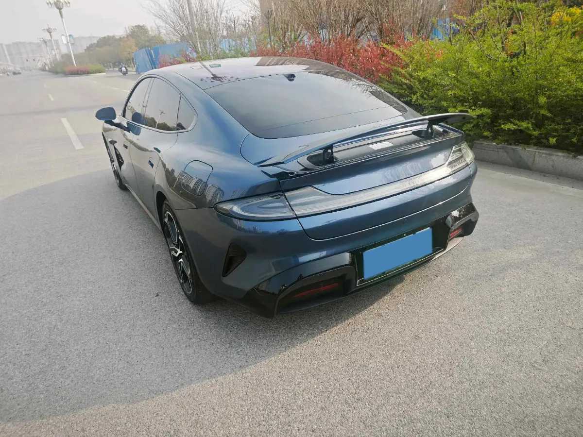 2024 MI SU7 BEV 101KWH,autocango,china used car exporter,china ev exporter,chinese used car exporter,chinese used ev exporter