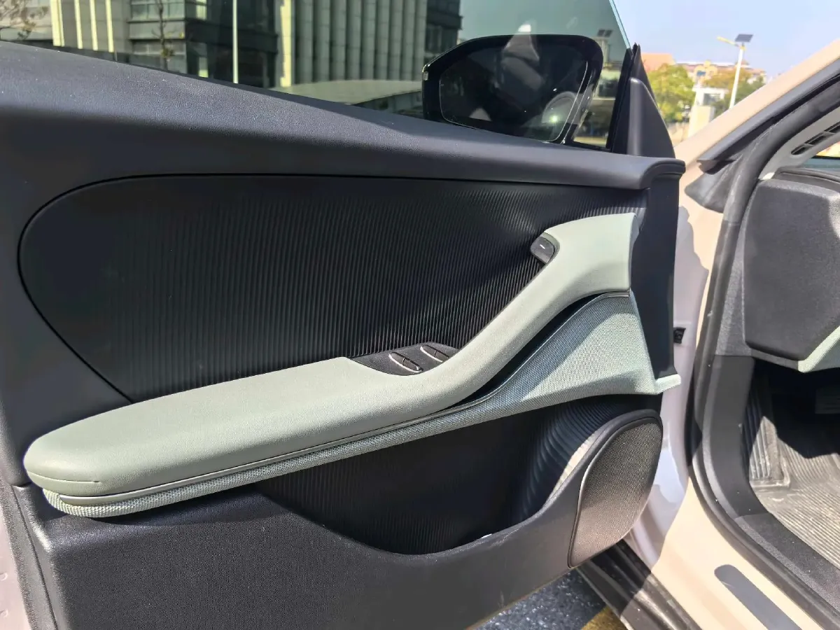 2022 JunTian HeiWuShi Youth 2.0T 203HP L4 6AT,autocango,china used car exporter,china ev exporter,chinese used car exporter,chinese used ev exporter