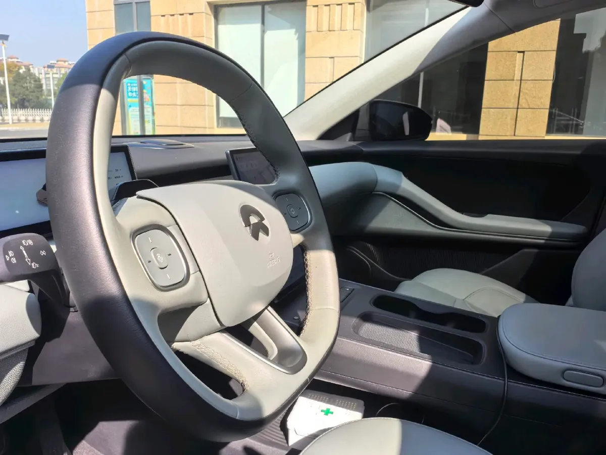 2022 JunTian HeiWuShi Youth 2.0T 203HP L4 6AT,autocango,china used car exporter,china ev exporter,chinese used car exporter,chinese used ev exporter