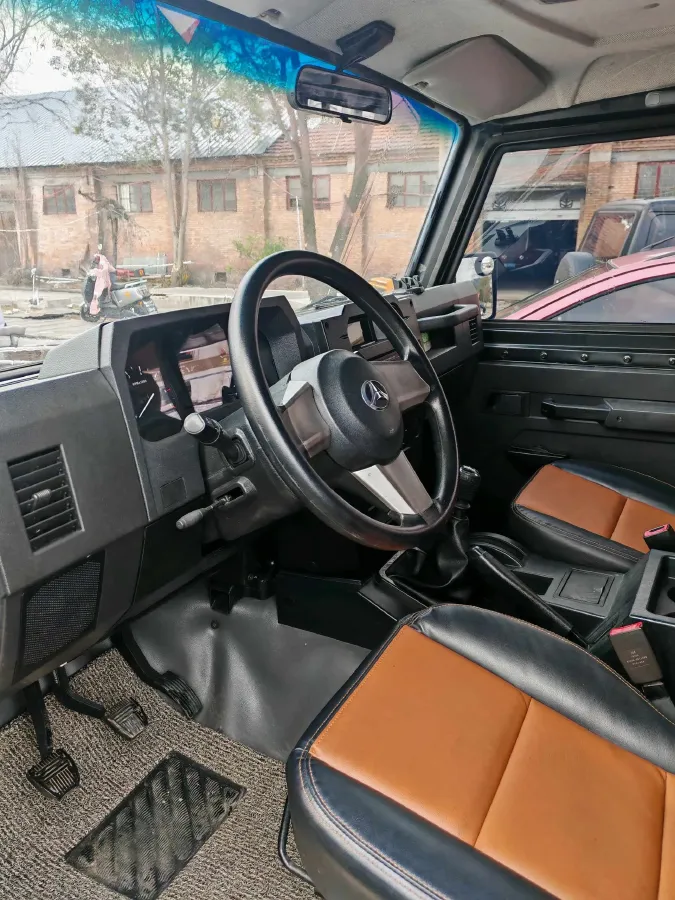 2020 BAW 212 2.4T 211HP L4 6MT,autocango,china used car exporter,china ev exporter,chinese used car exporter,chinese used ev exporter