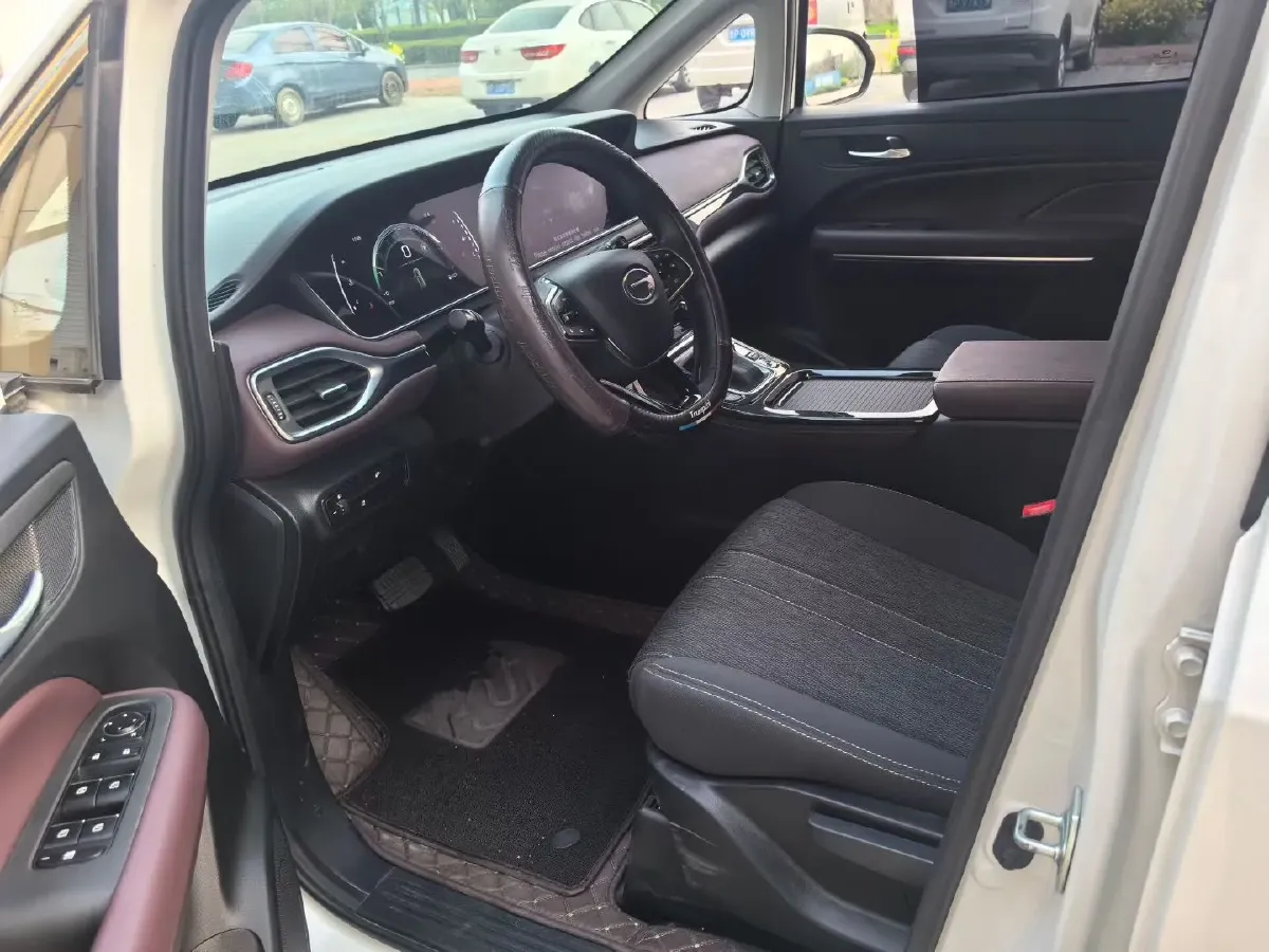 2023 GAC Trumpchi M6 1.5T 177HP L4 7DCT,autocango,china used car exporter,china ev exporter,chinese used car exporter,chinese used ev exporter