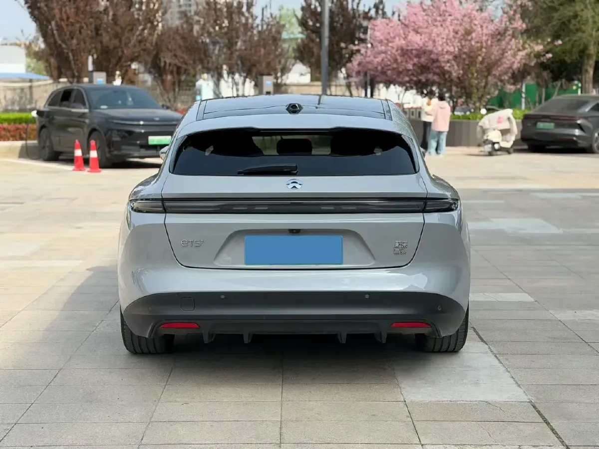 2024 NIO ET5 BEV 75KWH,autocango,china used car exporter,china ev exporter,chinese used car exporter,chinese used ev exporter