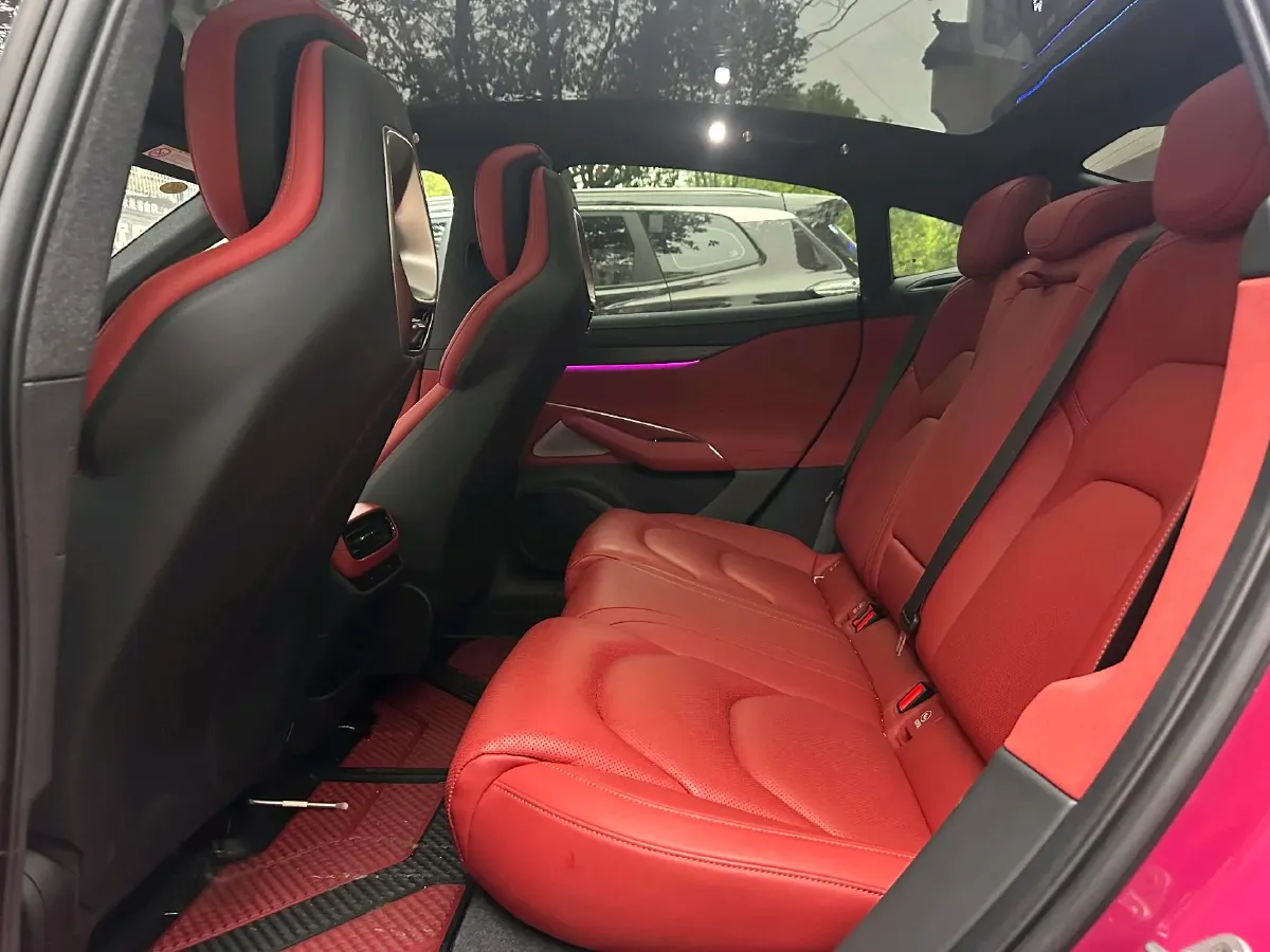 2024 MI SU7 BEV 94.3KWH,autocango,china used car exporter,china ev exporter,chinese used car exporter,chinese used ev exporter