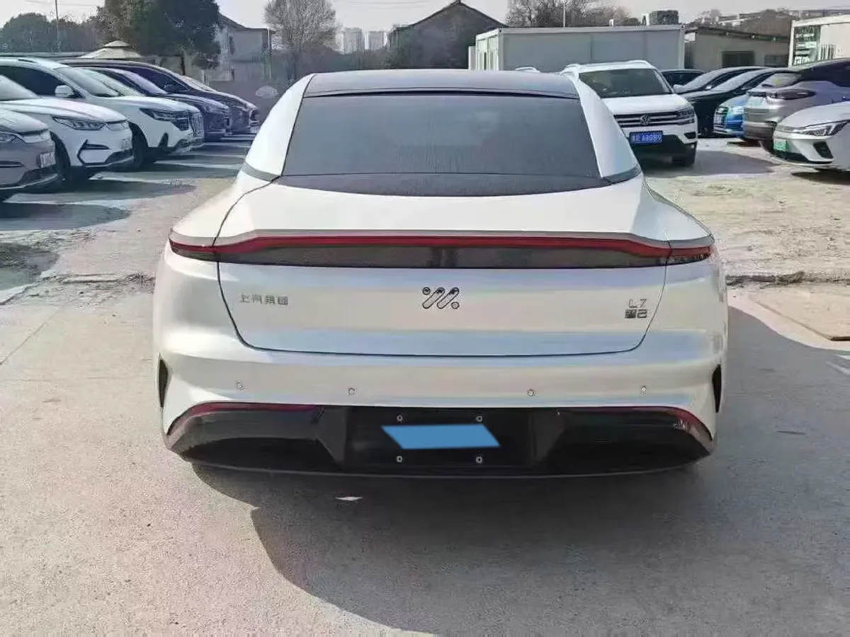 2022 IM L7 BEV 90KWH,autocango,china used car exporter,china ev exporter,chinese used car exporter,chinese used ev exporter