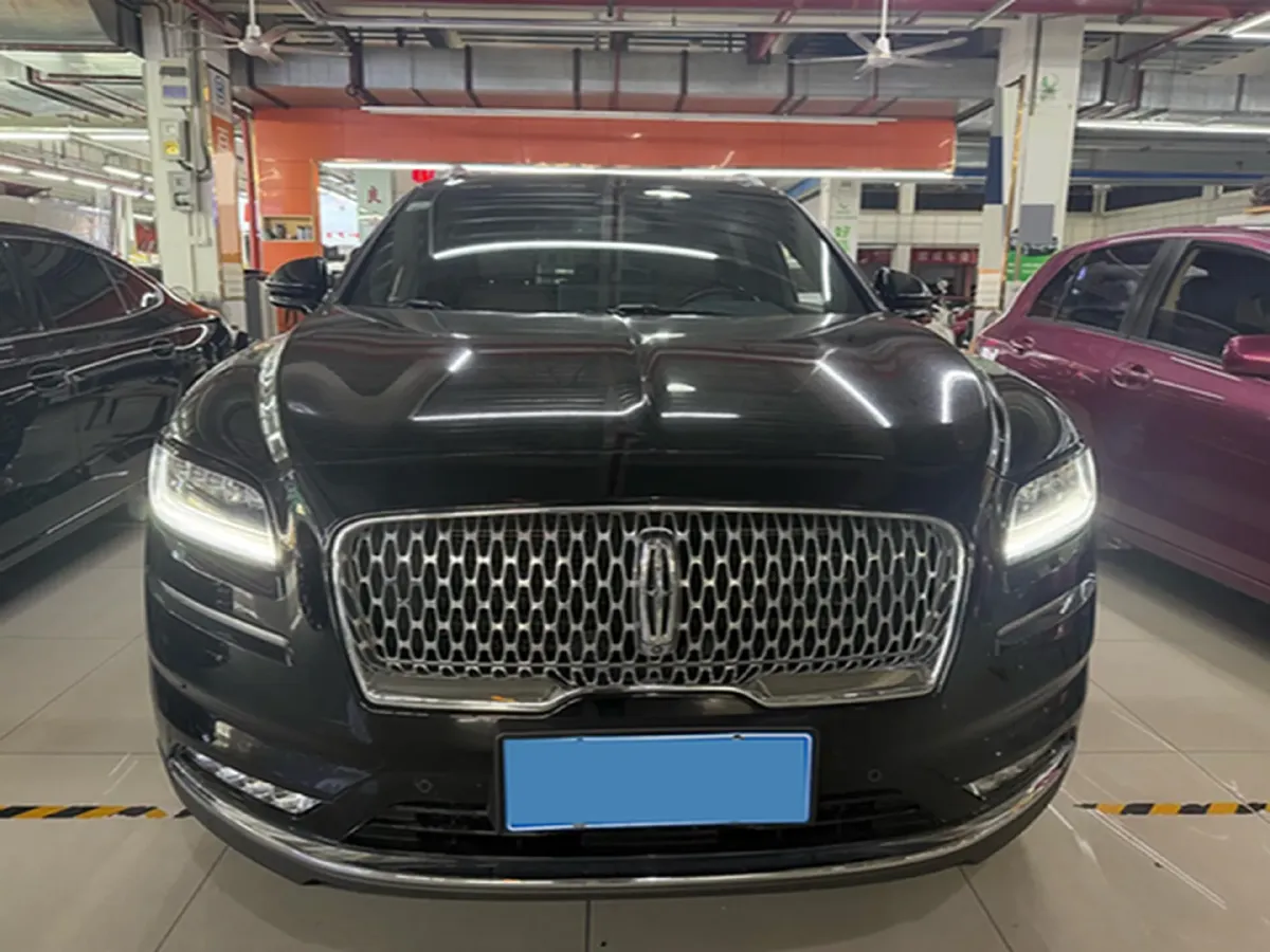 2021 Lincoln Nautilus 2.7T 322HP V6 8AT,autocango,china used car exporter,china ev exporter,chinese used car exporter,chinese used ev exporter