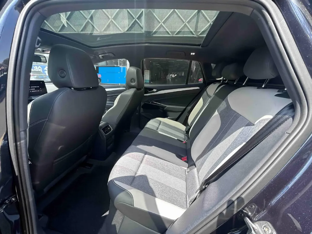 2021 Volkswagen ID.4 Crozz BEV 84.8KWH,autocango,china used car exporter,china ev exporter,chinese used car exporter,chinese used ev exporter