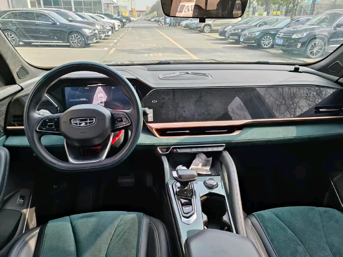 2021 Geely Monjaro 2.0T 218HP L4 7DCT,autocango,china used car exporter,china ev exporter,chinese used car exporter,chinese used ev exporter