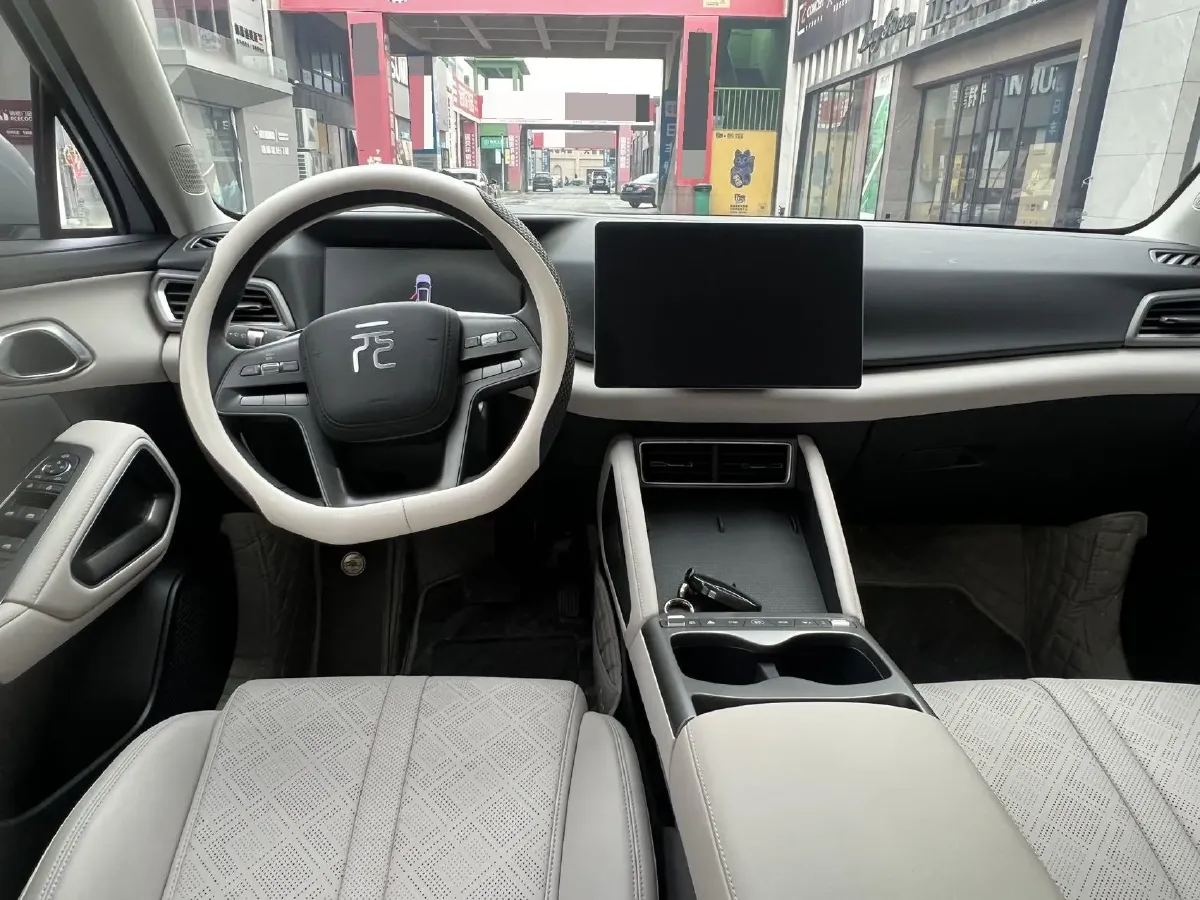 2024 BYD YuanUP BEV 45.12KWH,autocango,china used car exporter,china ev exporter,chinese used car exporter,chinese used ev exporter