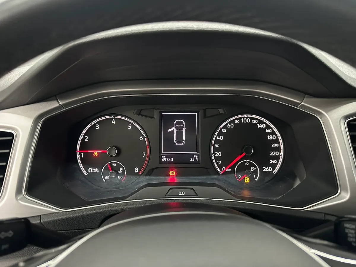 2022 Volkswagen T-Roc 1.4T 150HP L4 7DCT,autocango,china used car exporter,china ev exporter,chinese used car exporter,chinese used ev exporter