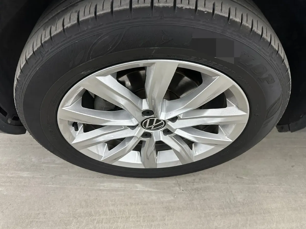 2022 Volkswagen T-Roc 1.4T 150HP L4 7DCT,autocango,china used car exporter,china ev exporter,chinese used car exporter,chinese used ev exporter