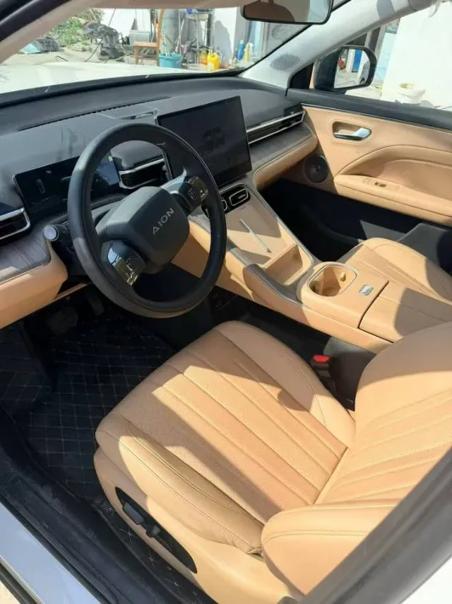 2026 Aion AION i60 REEV 101HP REEV,autocango,china used car exporter,china ev exporter,chinese used car exporter,chinese used ev exporter