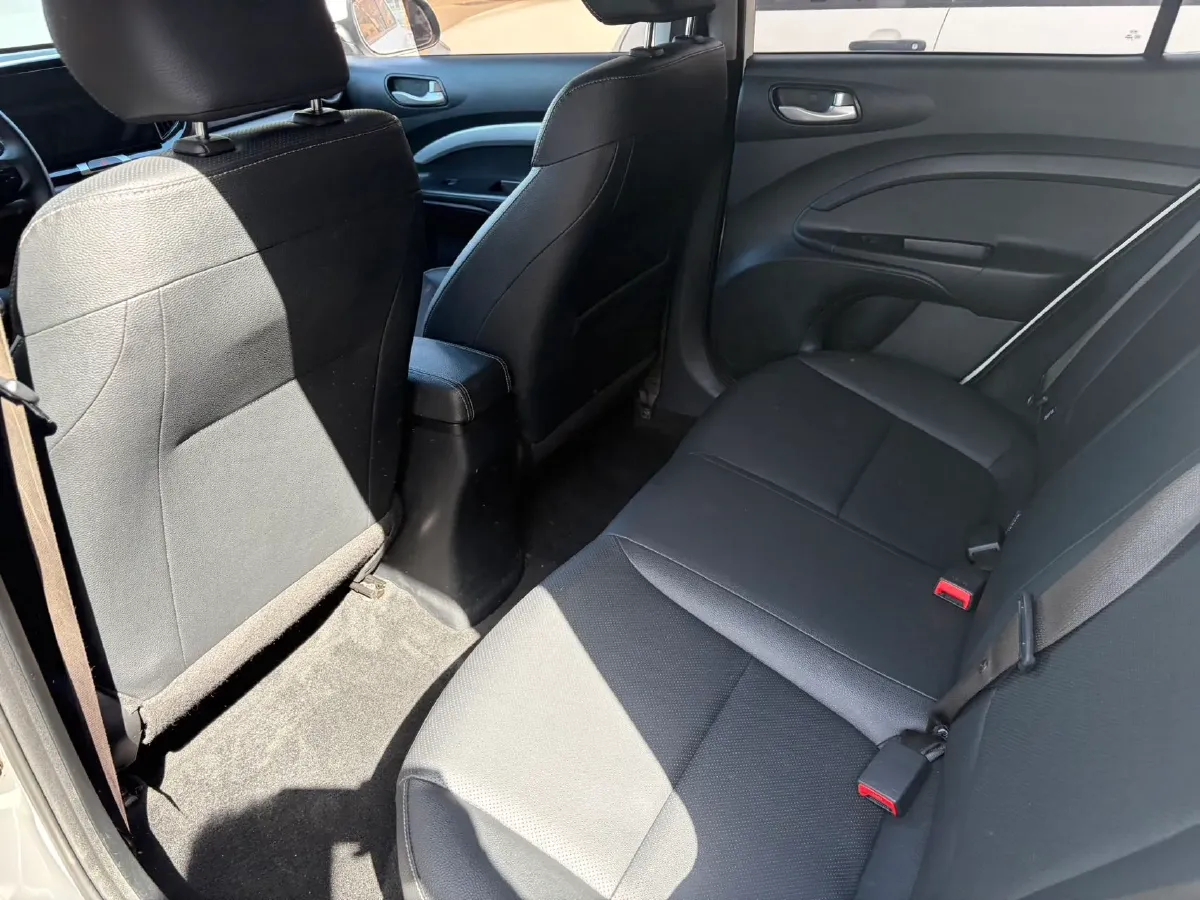 2019 Kia KX1 1.4L 100HP L4 6MT,autocango,china used car exporter,china ev exporter,chinese used car exporter,chinese used ev exporter