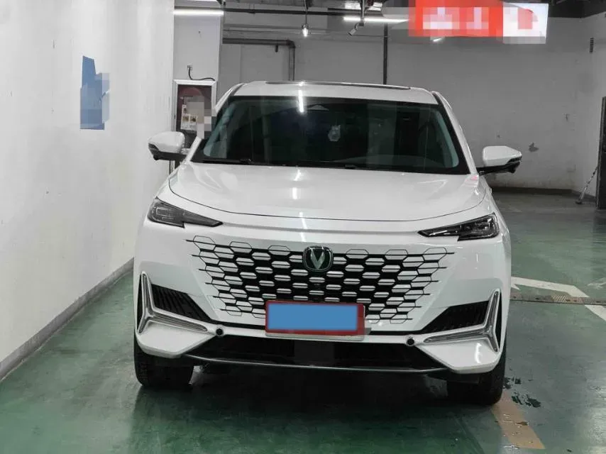 2023 ChangAn UNI-K 2.0T 233HP L4 8AT,autocango,china used car exporter,china ev exporter,chinese used car exporter,chinese used ev exporter