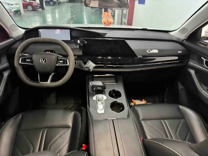 2023 ChangAn UNI-K 2.0T 233HP L4 8AT,autocango,china used car exporter,china ev exporter,chinese used car exporter,chinese used ev exporter