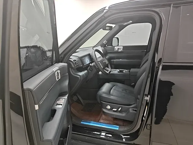 2025 FangChengBao Tai 7 1.5T 156HP L4 E-CVT PHEV,autocango,china used car exporter,china ev exporter,chinese used car exporter,chinese used ev exporter