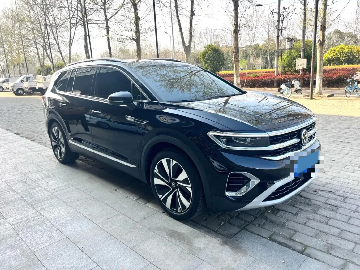 2023 Volkswagen Talagon 2.0T 220HP L4 7DCT,autocango,china used car exporter,china ev exporter,chinese used car exporter,chinese used ev exporter