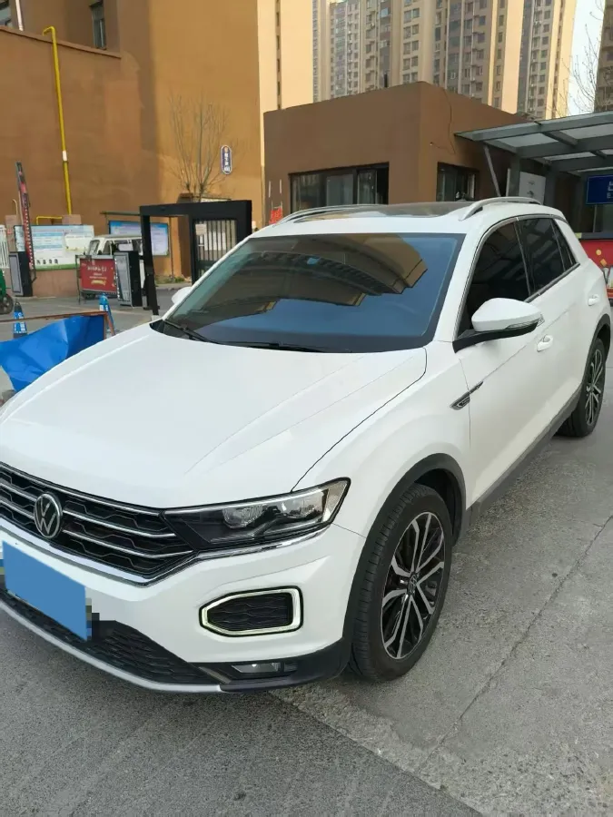 2021 Volkswagen T-Roc 1.4T 150HP L4 7DCT,autocango,china used car exporter,china ev exporter,chinese used car exporter,chinese used ev exporter