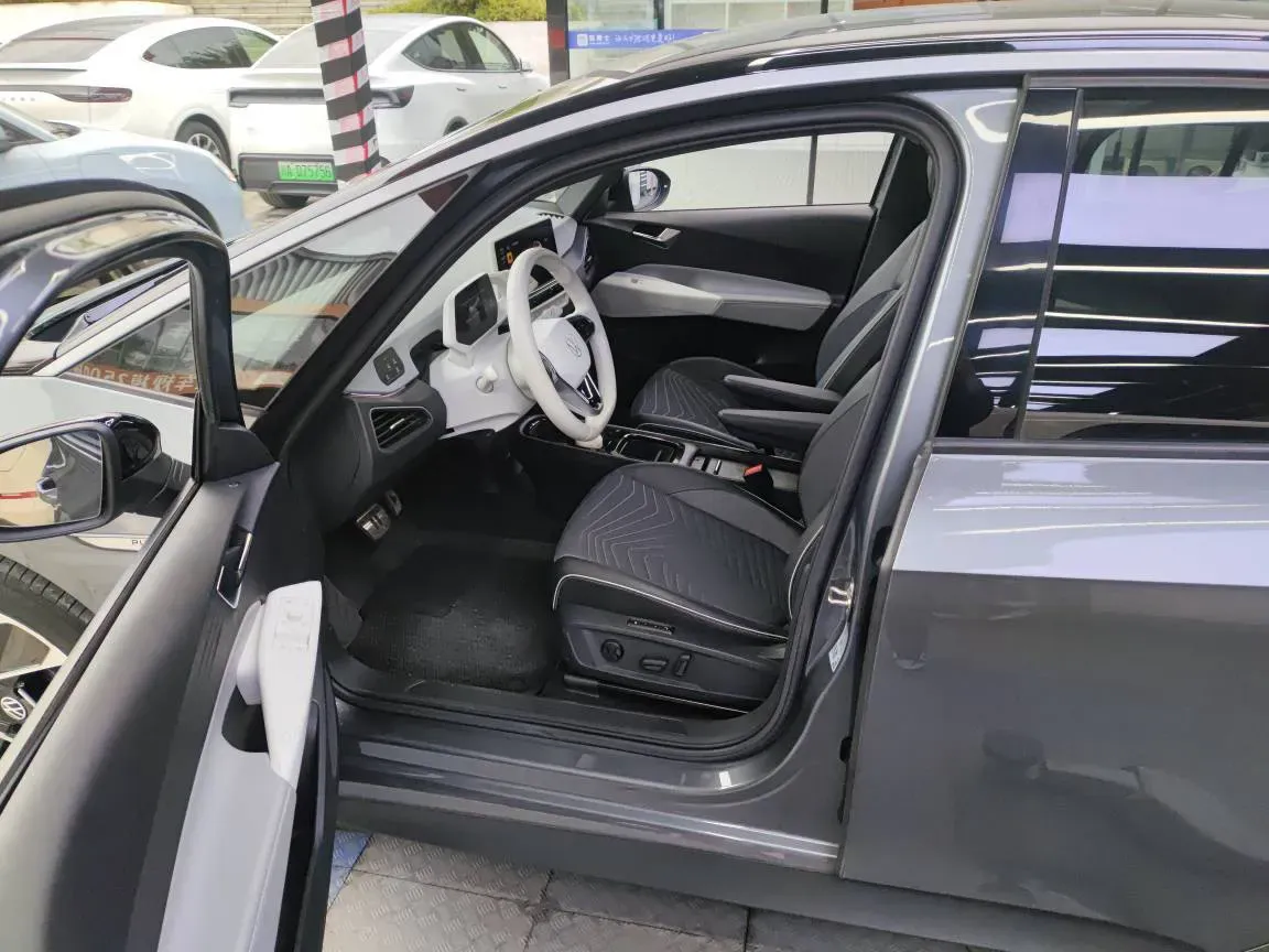 2023 Volkswagen ID.3 BEV 52.8KWH,autocango,china used car exporter,china ev exporter,chinese used car exporter,chinese used ev exporter