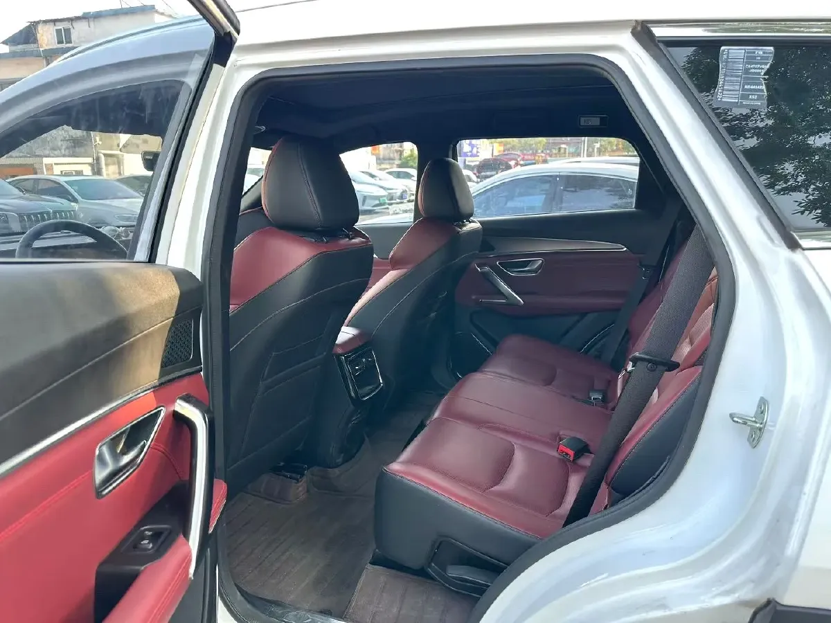 2022 Jetour X70 Plus 1.5T 156HP L4 CVT,autocango,china used car exporter,china ev exporter,chinese used car exporter,chinese used ev exporter