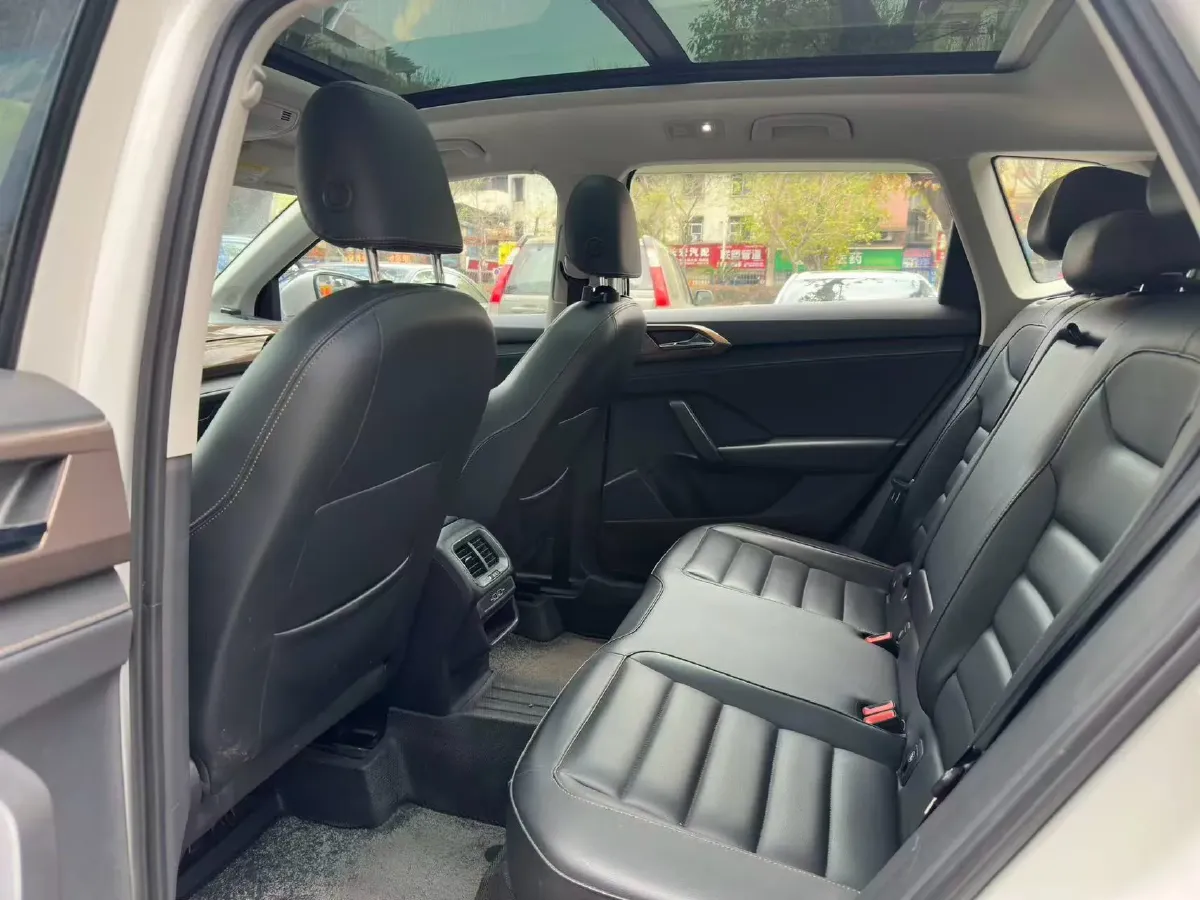 2020 Volkswagen Tharu 1.4T 150HP L4 7DCT,autocango,china used car exporter,china ev exporter,chinese used car exporter,chinese used ev exporter