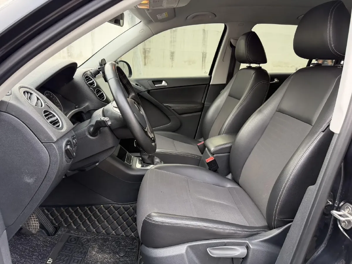 2017 MAXUS T60 2.0T 224HP L4 6AT,autocango,china used car exporter,china ev exporter,chinese used car exporter,chinese used ev exporter